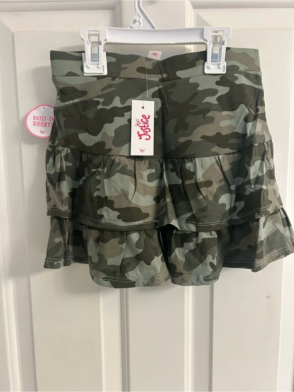 NWT-Girls Justice Girls Camo Tiered Skort in Green and Olive